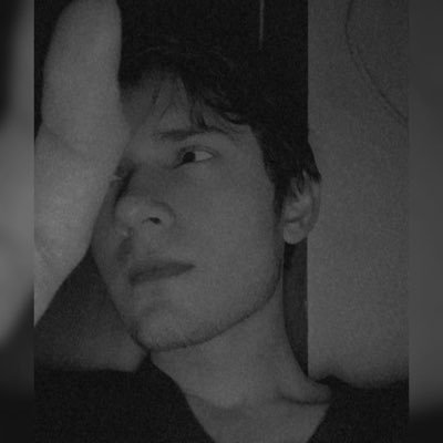 Ggkush02's profile picture. TWITTER:- Tweet
                     Like
                     Retweet
                     Repeat :)