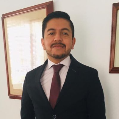 Abogado - Especialista en Derecho Laboral y Seguridad Social.