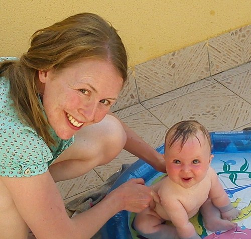 Jennyanneoulton's profile picture. Slummy Mummy in cutoff jeans.