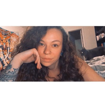25, ♈️, She/Her https://t.co/NqhCGzp4cT