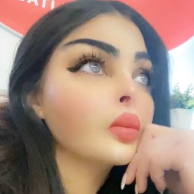 لا تحزنوافإن اللّه معنااللهم لا تجعلنا بحاجة لغيرك وأنت أقرب إلينا من حبل الوريد.