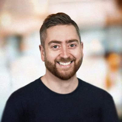 🖥 Designer - Product / UX / Visual / Other
🍼 Dad
🎸 Mediocre musician
🏒 Terrible hockey player
🎛️ Old and nerdy enough to be nostalgic for WinAmp skins