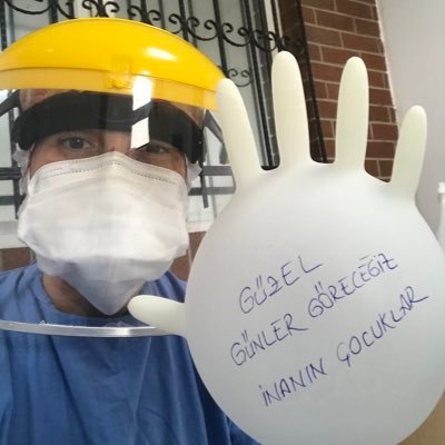 sadecemerve__'s profile picture. Antiracist, abolitionist, libertarian, innovative, knowledgeable and caring Pediatric ED Nurse. in love with children and adrenalin👶🏻🚑