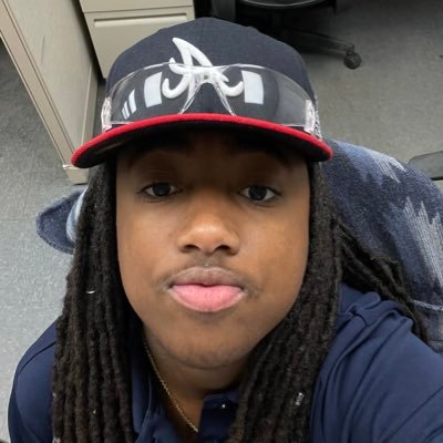 he/they. mechanical engineer. 5’4 afro-cuban papi 🇨🇺.