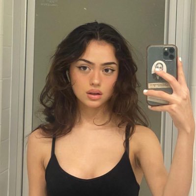 brielahacker's profile picture. 🧚🏻‍♀️