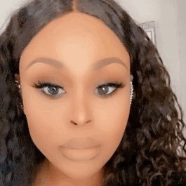 makeupbychanel's profile picture. Makeup Artist, Shopaholic, Child of God, Opportunity Creator, Fashion Marketing (Parsons NYC) Beauty & Fashion updates and of course my 2cent *wink*