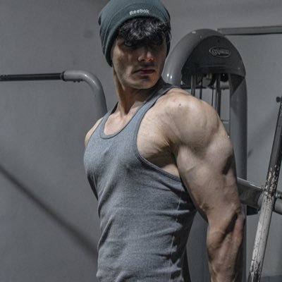 jxyant's profile picture. 🚬