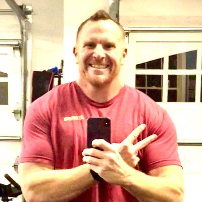 Husband to PJ, former NFL lineman, beer league hockey player, entrepreneur/investor.