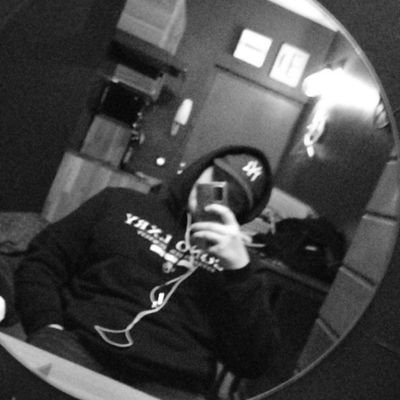 Nassene_'s profile picture. 