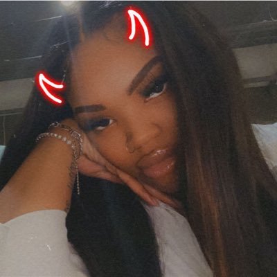 (New Profile) BOMB ASS LASH TECH🤘🏽 24yrs young🌈 IG: @issa.qveen_ Snap: @shonteeeeb