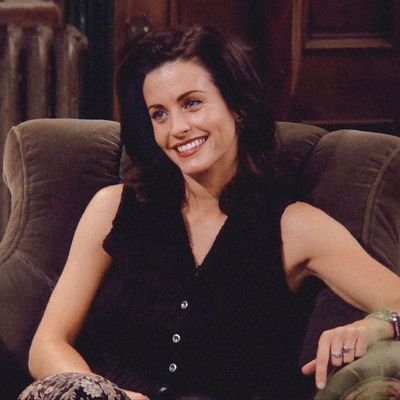 Mnicageller13's profile picture. Πληρώνομαι για να είμαι στο Twitter. 💰💰