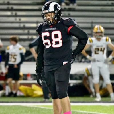 C/O 23 🎓║4.0 Gpa 📚║6’5 252Lbs ║Right Tackle @ WYHS
2 Team All MSL, 2 Team All District