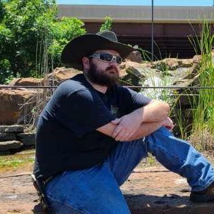 JohnSha93279913's profile picture. I'm just a fun loving country boy, come drink a beer with me