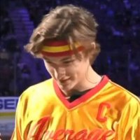 Sam (@time2shineee) 's Twitter Profile