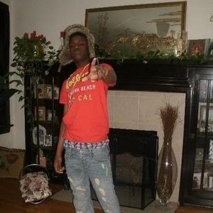 1illli11illi1's profile picture. 27/foot fetish/piss fetish)(any pronouns) 
buzzword