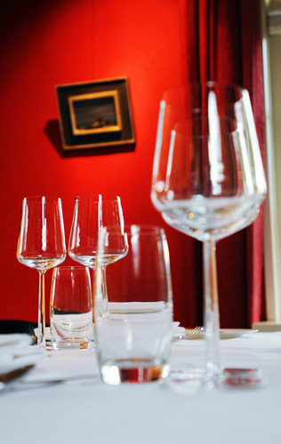 Jachtwijnen's profile picture. Jachtwijnen is continu op zoek naar wijnen die hét onderscheid maken tussen algemeen verkrijgbare wijnen en bijzondere wijnen met een verhaal en exclusiviteit!