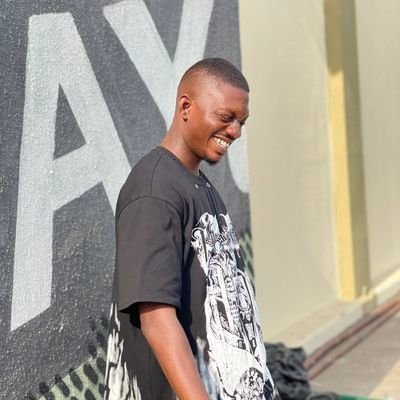 I'm a lover of soccer and a great player too, I so much love video games. My 4 keys to stardom: Determination,Dedication,Attitude and Discipline. 💙 http://De.F