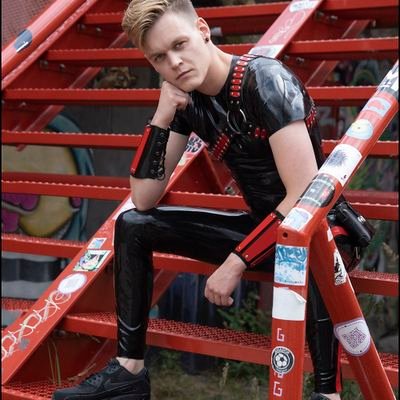 RbbrDutchRyder's profile picture. Wrrraaaff🐶
Dutch Sub/Pup🇳🇱 with a lot of fantasies!
RbbrDutchRyder2.0 on instagram
