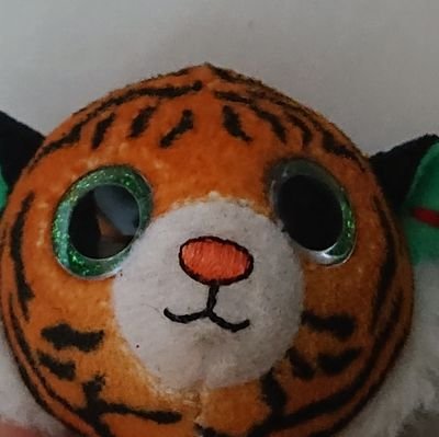 チャンネル登録してね。
わたくしはyurikinTVです。
わたくしはyoutubrです
フォローしてください