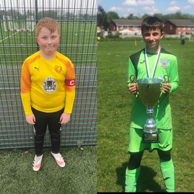 Dad to 2 budding Goalkeepers. Spurley Hey/Phoenix Fire. Supports the Goalkeepers Union