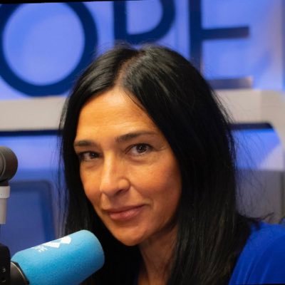 Periodista. Codirectora de La Tarde de Cope con Fernando de Haro