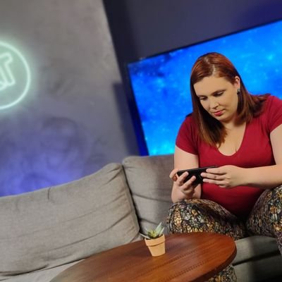 ItsMaandiie's profile picture. Perfil com opiniões pessoais! ⚠️

Apresentadora de tecnologia dos canais @intelbrasil e @canaltech 🖥️

Streamer nas horas vagas 🎮