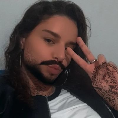 sozinhos não somos nada nem corno
25 • qualquer pronome • aroace