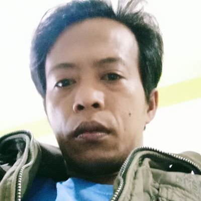 Fatkhusshodiq1's profile picture. 