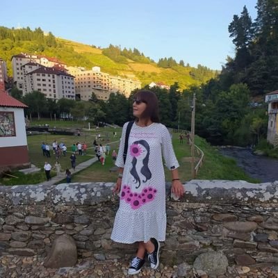 letynarcea's profile picture. 'Haz en la medida de lo que esperas conseguir.'  🤔 👣
Trabajadora Social ☎️➕👵🏻