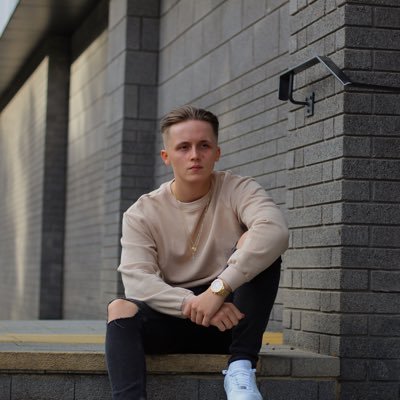 JakeKennet's profile picture. Check out my music on the socials - https://t.co/dpFbf55sQ8