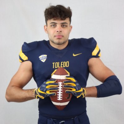 🚀Toledo football🚀 | 6’2 215lbs | 1st team all league and 1st team all district | 2nd team All Ohio