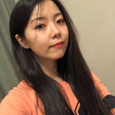 Hello everyone! I am FAWZIYA from Malaysia, I am 33 years old and I am a typical Gemini girl. I am an easy-going person who likes to share what I think is happy