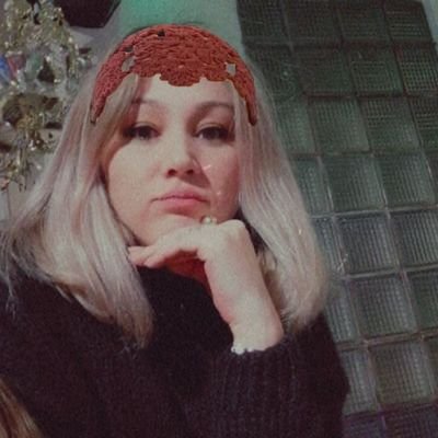 Andreea61102991's profile picture. fatty at heart