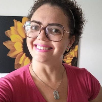 💡Ajudo mulheres a florescer, resgatar a autoestima e ter qualidade de vida
🏃♀️De sedentária a Meia Maratonista