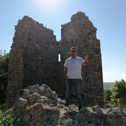 Mustafa73658235's profile picture. CTE Personeli- İKM -

3 karavana 1 leğen 😏