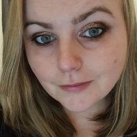 missloumakeup (@misslou24) 's Twitter Profile