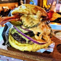 Tatys Burger (@tatysburger) 's Twitter Profile