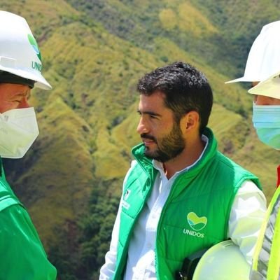 Ingeniero Mecánico// Magister en Economía Aplicada.
Per realitatem et perfectionem ídem intelligo. B.S