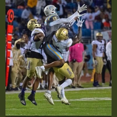 member @southernU_FB Florida Boy 🌴 6’6 🏆 ul Alum 🌶