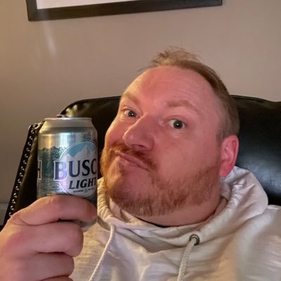 VicNutter's profile picture. Sports is my religion, Huge DMB fan, golf, Tulsa, OK