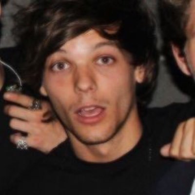 vibezht's profile picture. 21. libriana asquerosa y dueña de perfect.