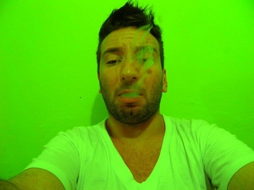 edugeraldes's profile picture. A dor e a delícia de ser o que é!
http://t.co/X0T6k9C55f