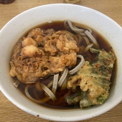 _pekepekepeke's profile picture. 🍺🍺🍻🍻🍶🍶🍶🐕🐈⛺️立ち食いそば 浮世絵 青赤 焼き鳥