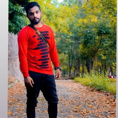 Murugap51140211's profile picture. 