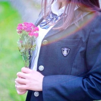 Nana_reina_01's profile picture. 雑多
美容もオタクも