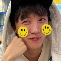 🇵🇪🍙 (@seokjjkm) Twitter profile photo