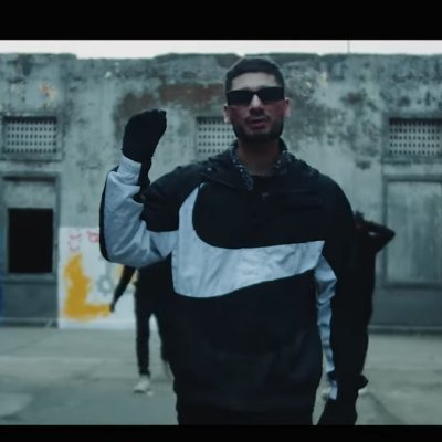 __thakursunny's profile picture. ⚽🏃
Forca Barça