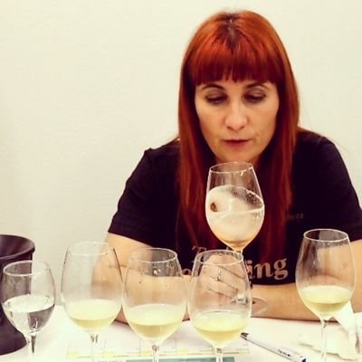 The alvarinho winegirl