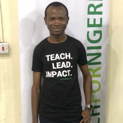 Oluwasegun is a certified linguist (#TEFL) in #acoustics #phonetics #world Englishes. I need a potential supervisor who has interest in #varieties of Englishes.