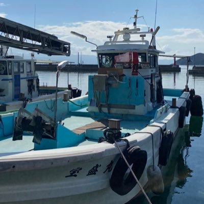 岡山日生町頭島で牡蠣の養殖・生産・販売しています | むき身1kg〜・殻付き牡蠣2kg〜全国発送承ります | 現地作業場にて店頭販売もしています※予約制